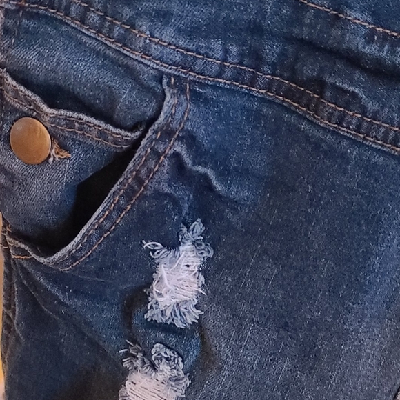 Ripped Denim Short Overall - Picture 4 of 4